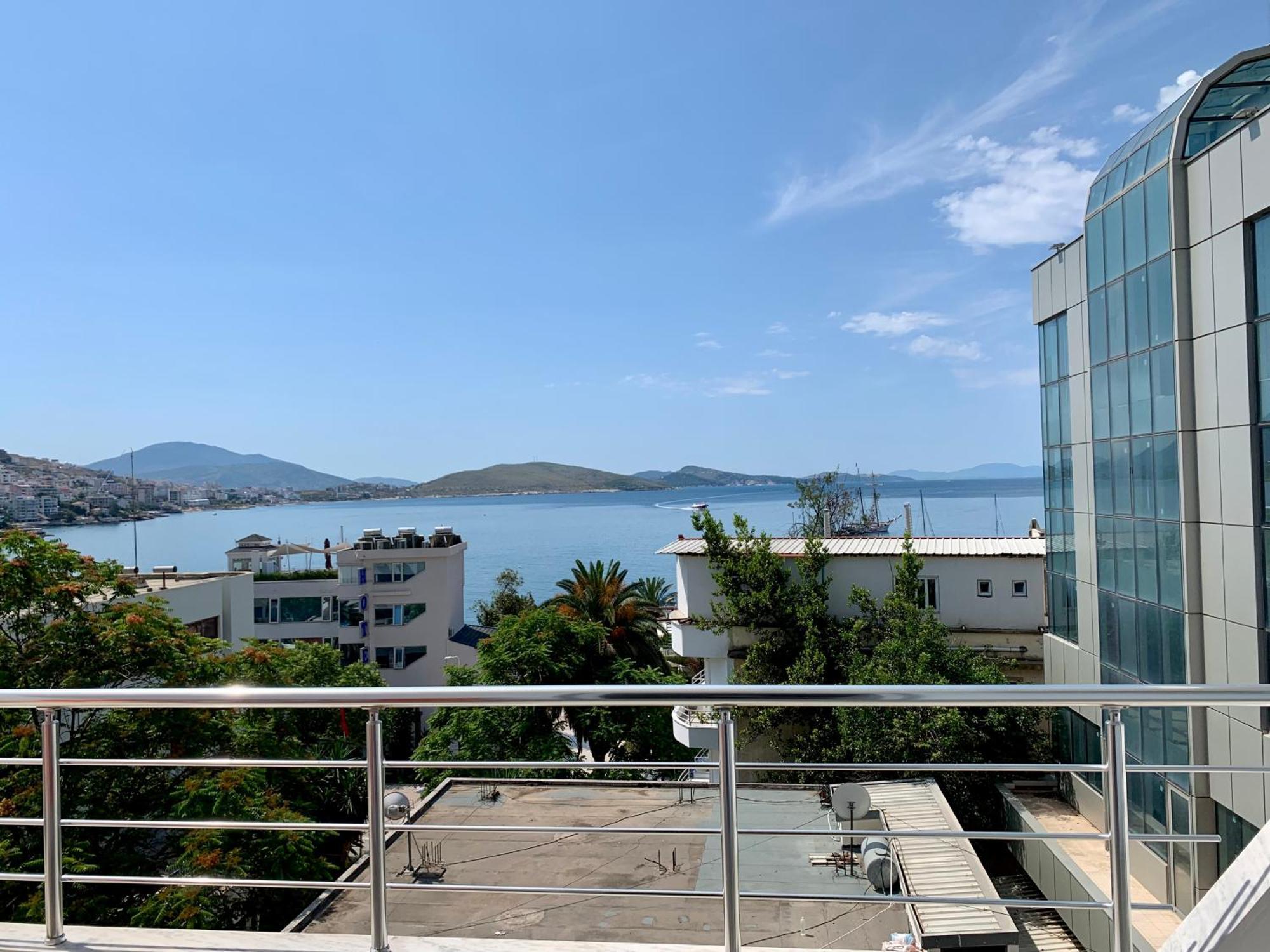 Hotel Piazza Sarandë Eksteriør billede